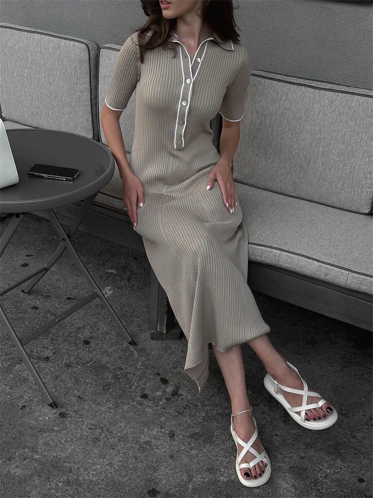 Valenzora | Maxikleid aus Patchwork-Strick mit Revers