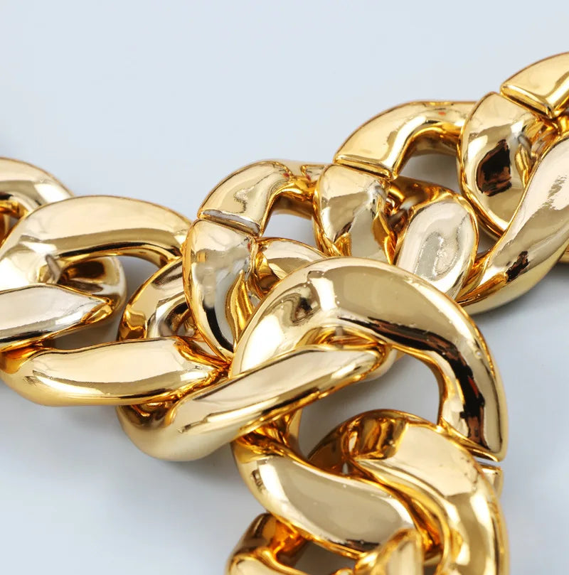 Valenzora | Let's dream necklace belts