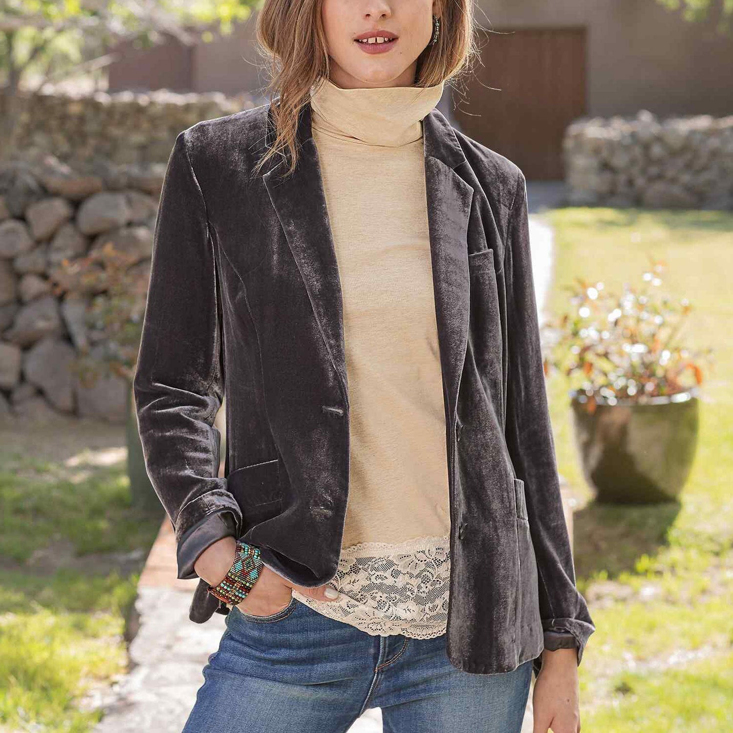 Valenzora - Vintage fashion blazer jacket