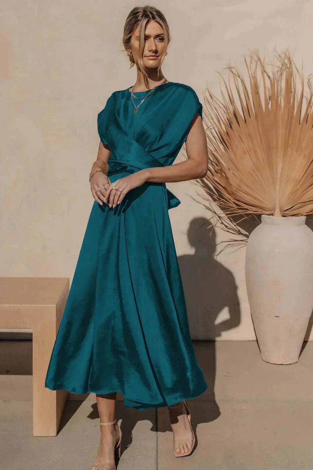 Valenzora | Elegantes Partykleid aus Satinseide