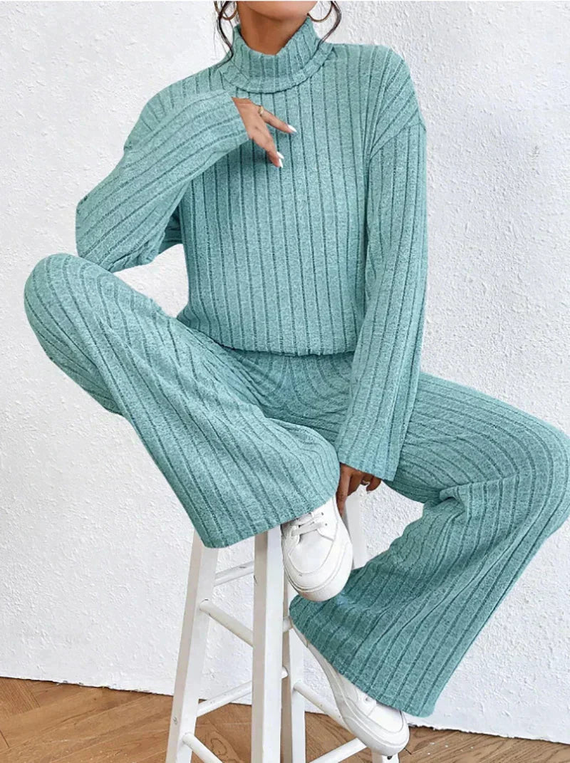 Darlene™ - Knit trousers and roll-neck sweater for women