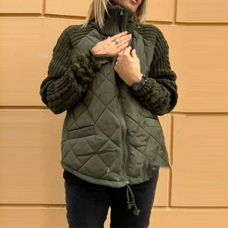 Valenzora | Fashionable quilted jacket with knitted sleeves for women