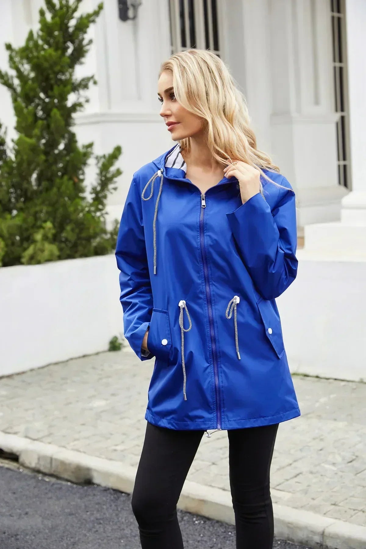 Valenzora | Regenjacke mit Kapuze