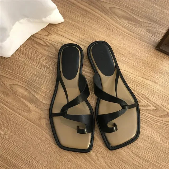 Veronica™ - Flat summer flip-flops for women