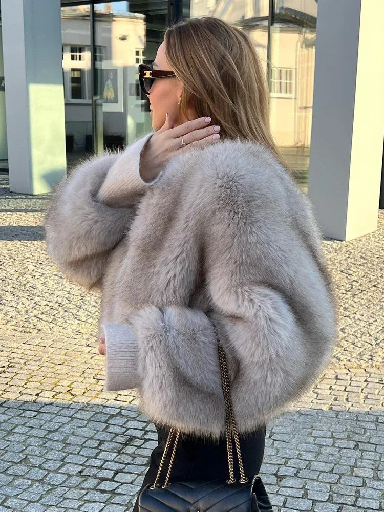Valenzora | Elegant faux fur coat for women – Luxurious look for cold days
