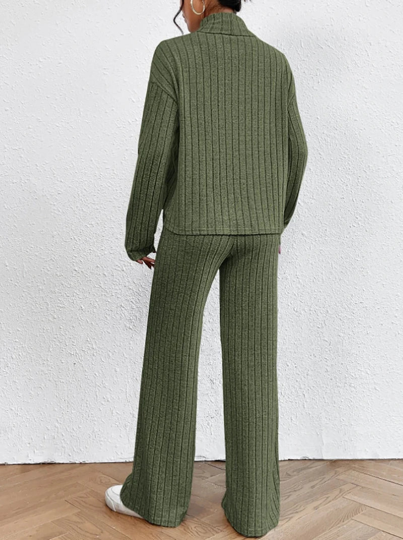 Darlene™ - Knit trousers and roll-neck sweater for women