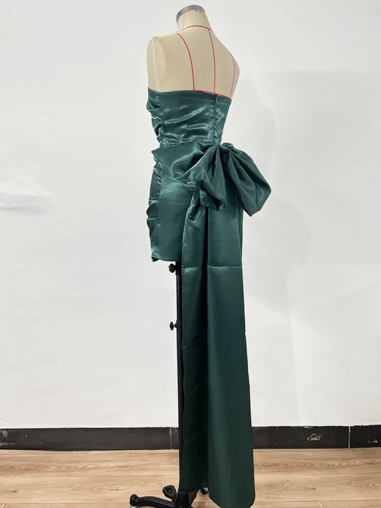 Valenzora | Das "Difference Late At Night" Minikleid