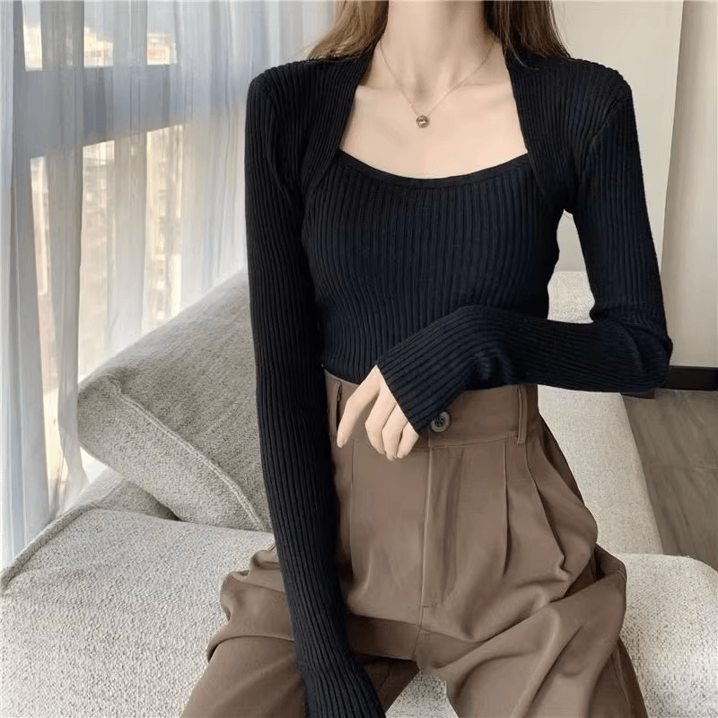 Valenzora | Weicher, warmer Strickpullover mit eckigem Kragen