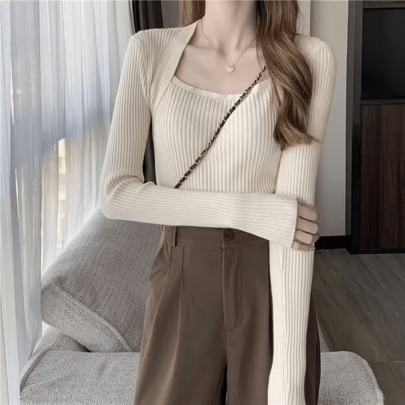 Valenzora | Weicher, warmer Strickpullover mit eckigem Kragen