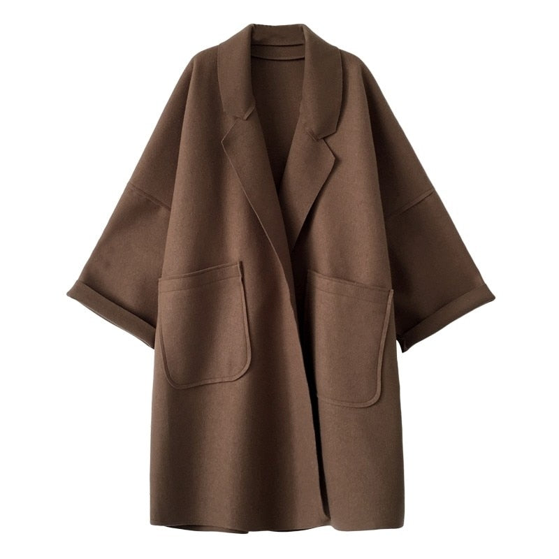 Valenzora | Elegant, loose-fitting wool trench coat for
