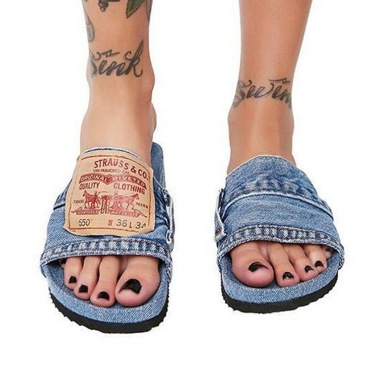 Valenzora | Tiny Pretty Things sandals