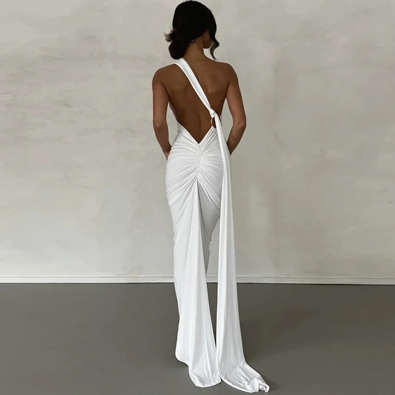 Valenzora | Elegant bodycon dress with a one-shoulder high back
