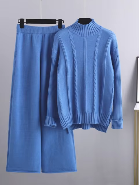 Valenzora | Modern, elegant knit two-piece set