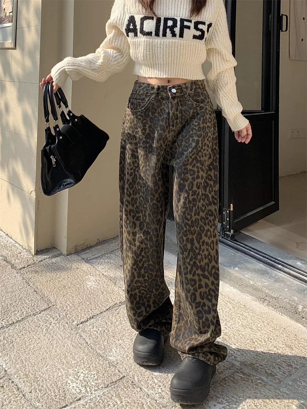 Valenzora | Fashionable Leopard Print Jeans for Women