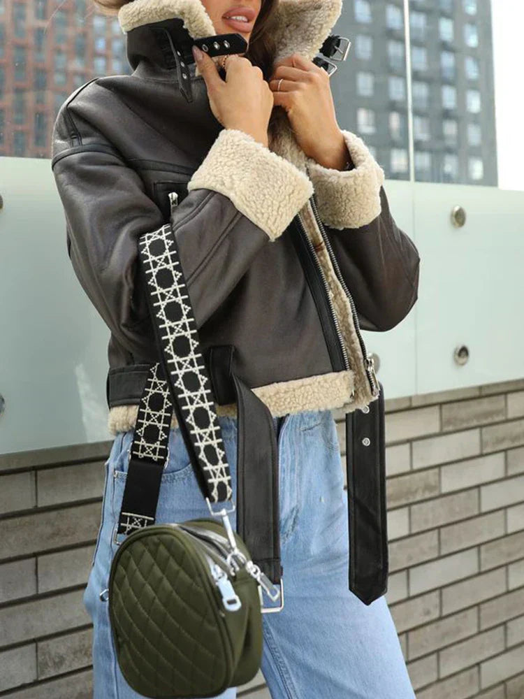Valenzora - Short faux fur jacket