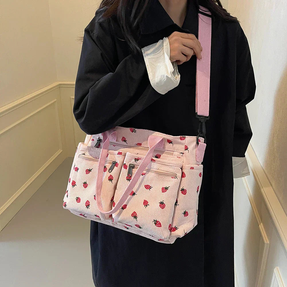 Valenzora | Erdbeer-Cordtasche