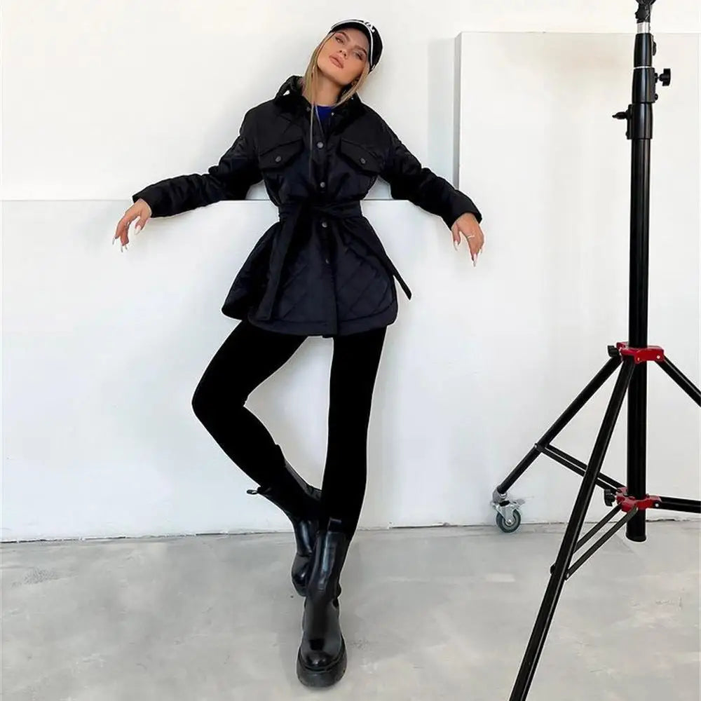 Steppjacke mit Druckknöpfen