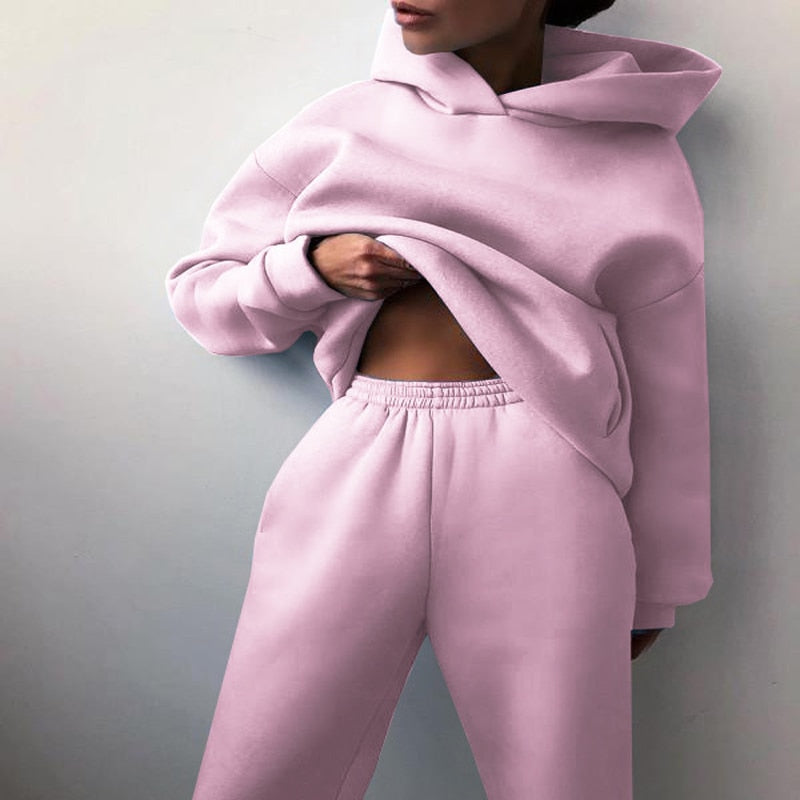 Valenzora Cozy Women's Set with Hoodie and Sweatpants | Comfortable Pullover Sweatshirts