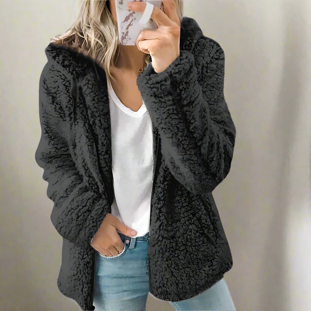 Valenzora | Damen Teddyfleece Jacke mit Kapuze – Weiche Winterjacke mit Reißverschluss
