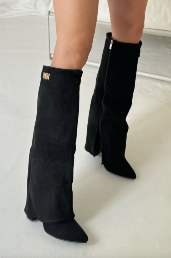 Valenzora | Classic Boots