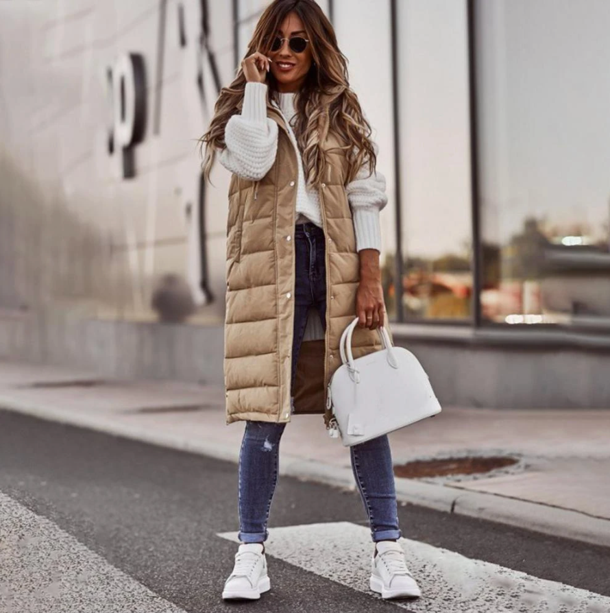Sleeveless women's long coat