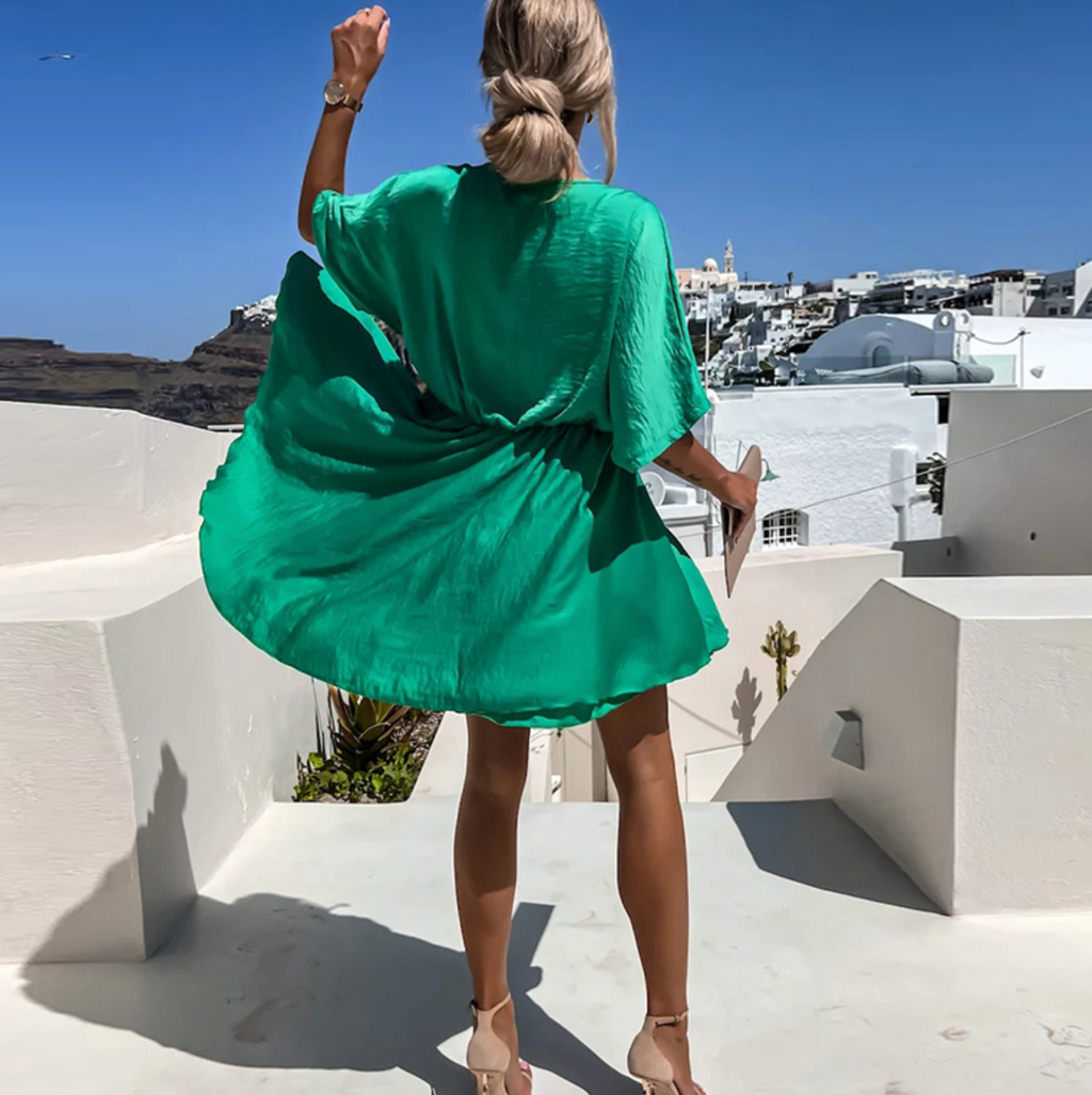 Valenzora | Graceful dress with delicate pleats