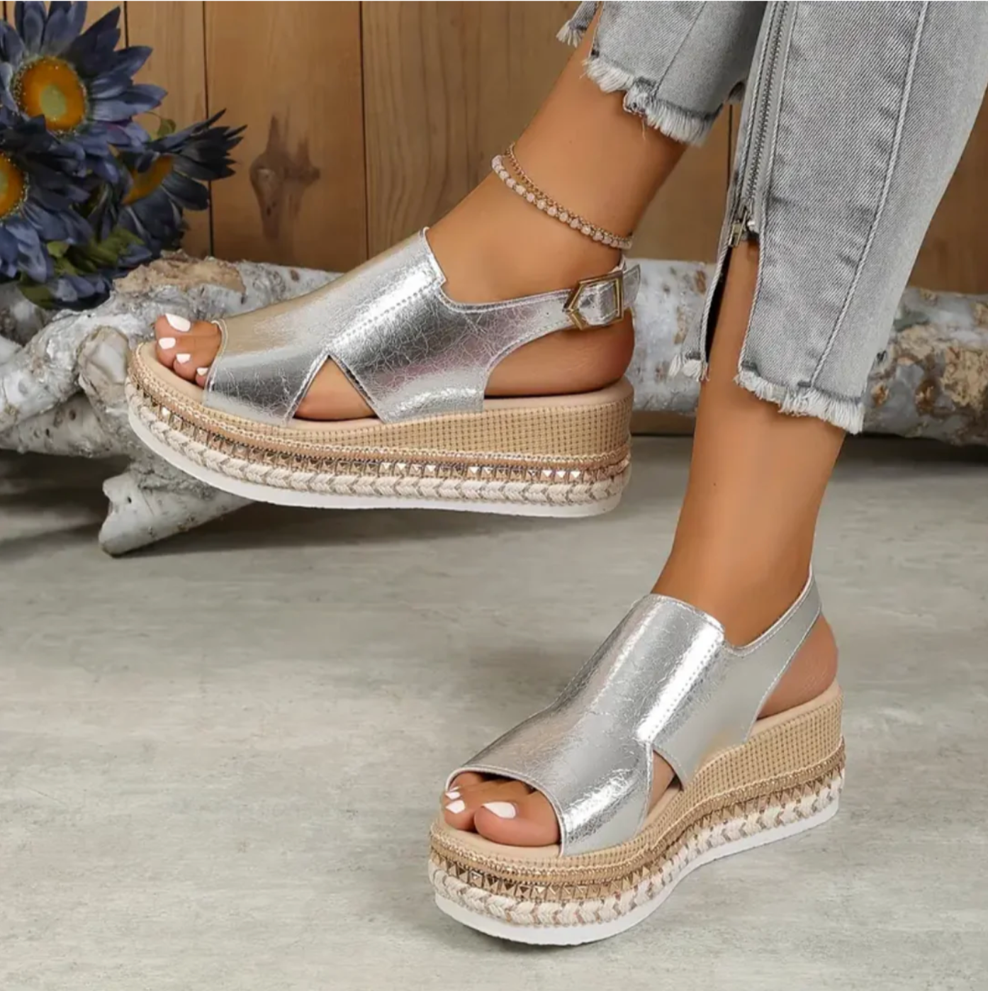 Valenzora | Chloé Orthopedic Sandals