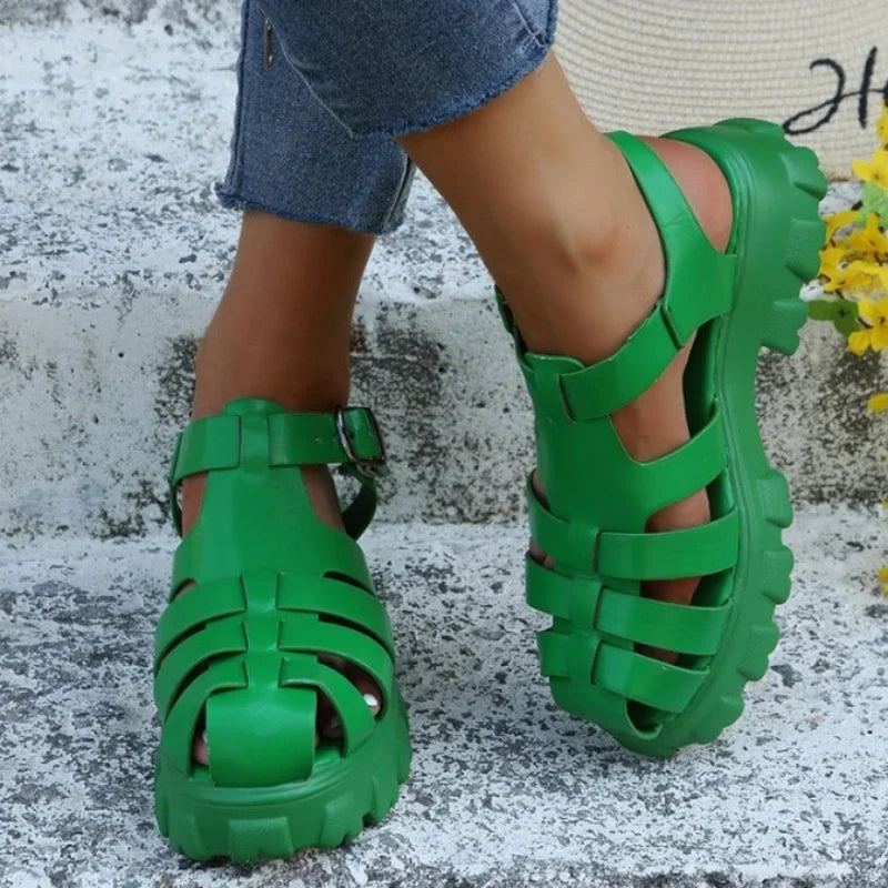 Valenzora - Fixed platform with closed toe