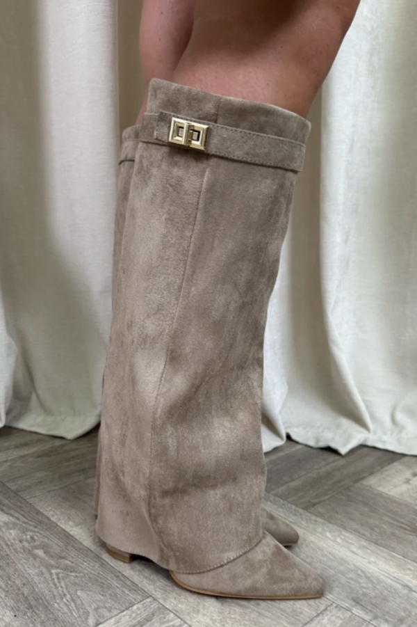 Valenzora | Classic Boots