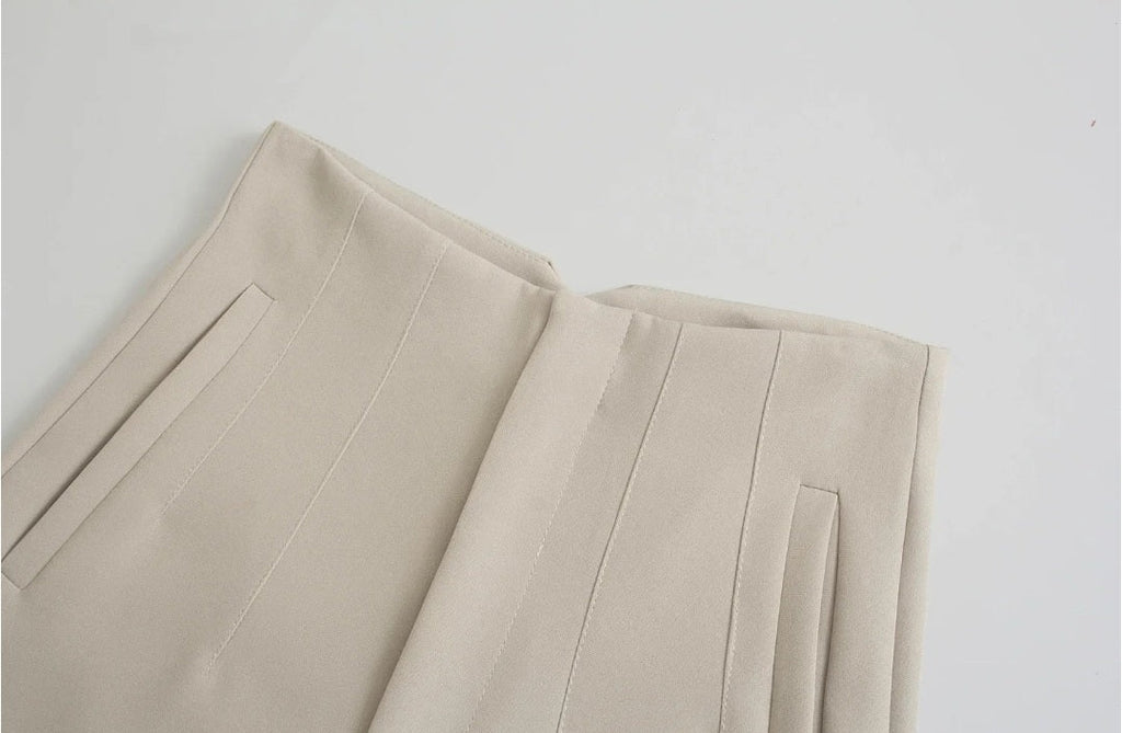 High-waisted - Casual formal trousers