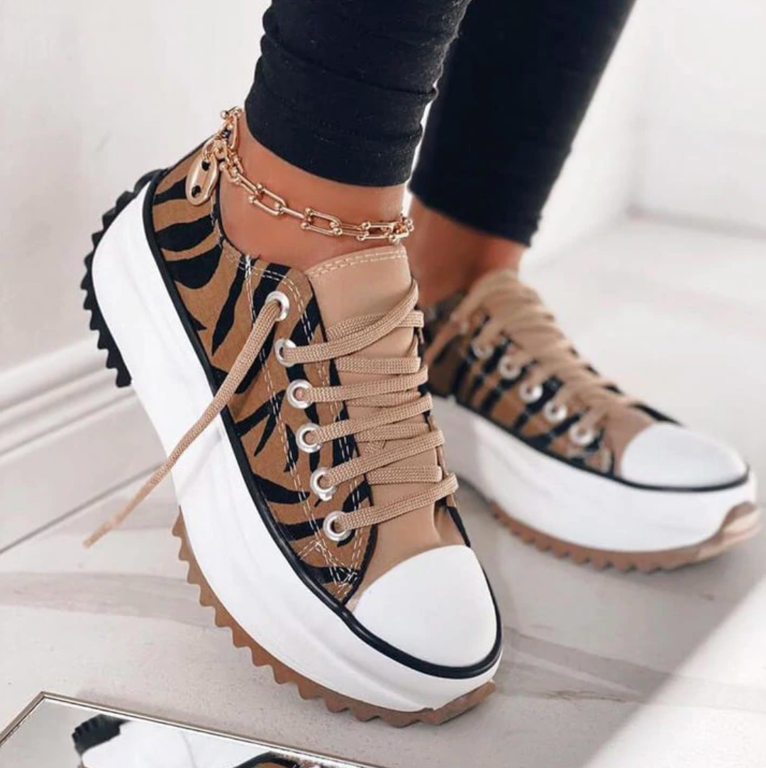 Valenzora | With Modern Details For Women