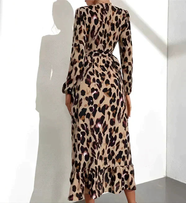 V-Ausschnitt-Kleid