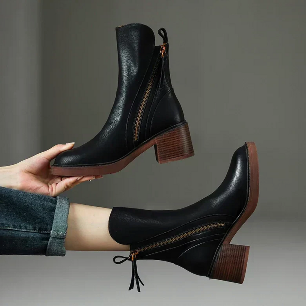 Valenzora | Leather ankle boots