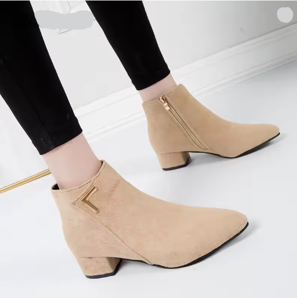 Valenzora | Ankle boots with pointed toe and side zipper, women's ankle boots
