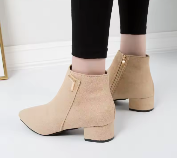 Valenzora | Ankle boots with pointed toe and side zipper, women's ankle boots