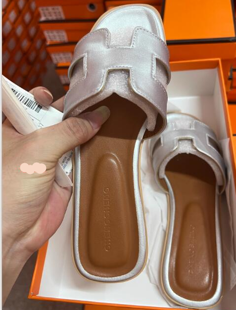 Valenzora | Luxurious and comfortable slippers