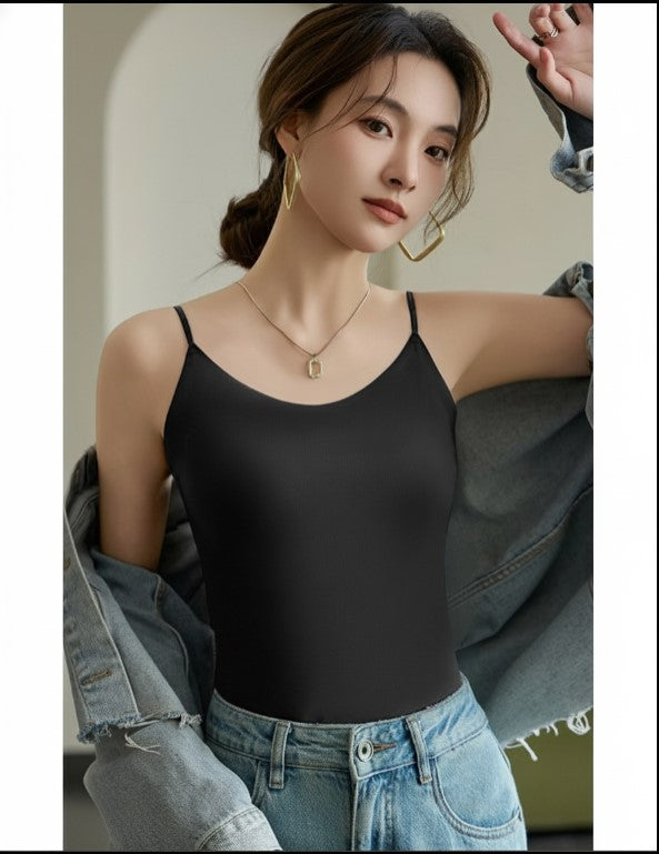 Valenzora | V-neck Spaghetti Top