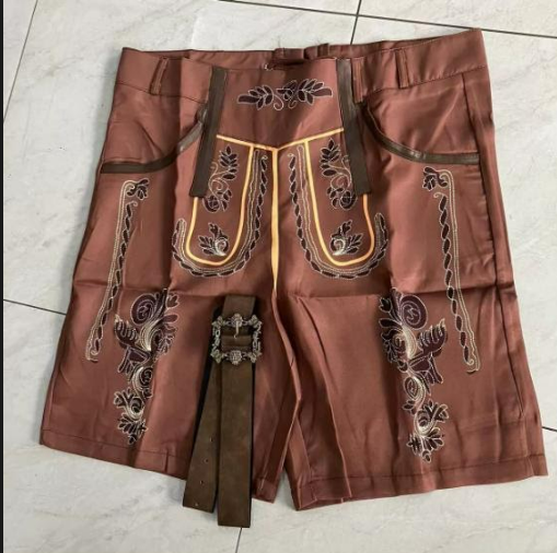 Valenzora | Modern and unique embroidered shorts with elegant details and pockets