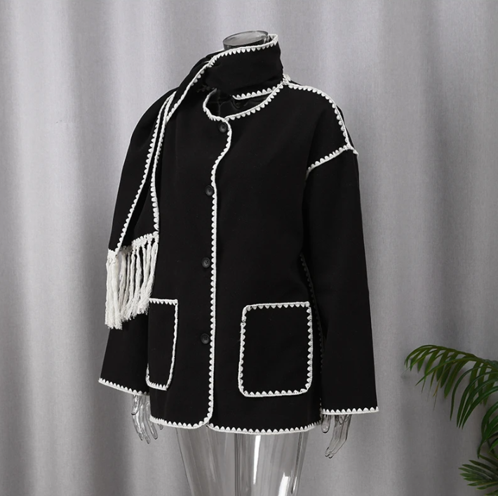 Valenzora – Statement-Jacke mit Schal