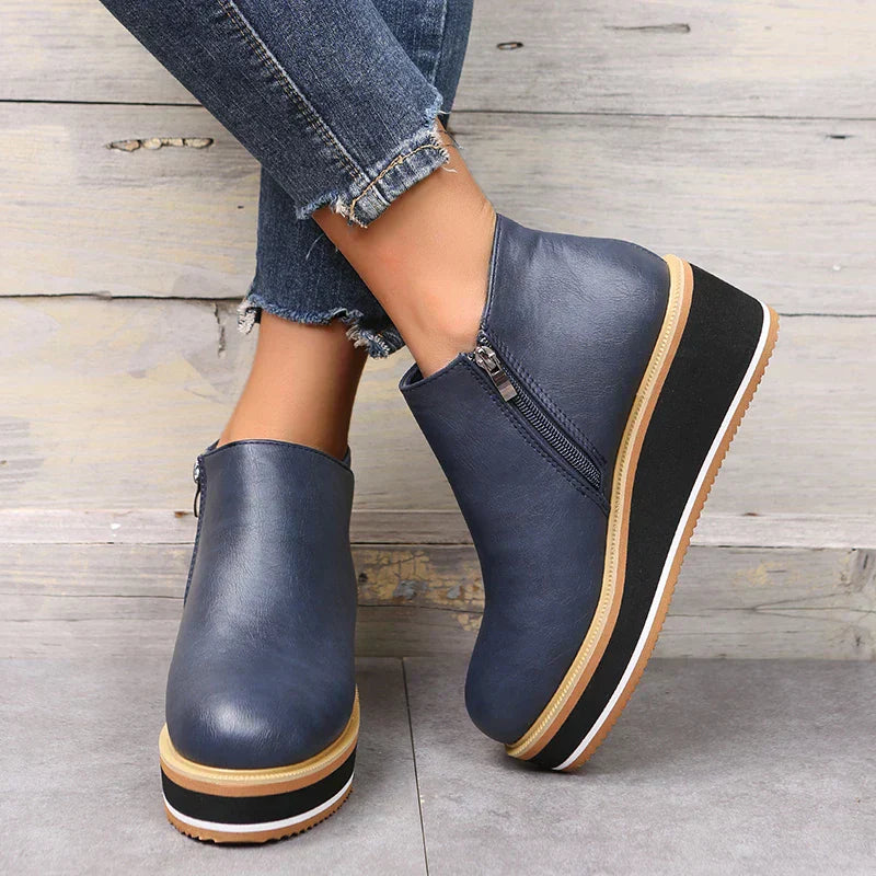 Valenzora - Stylish ankle boots with zipper and platform