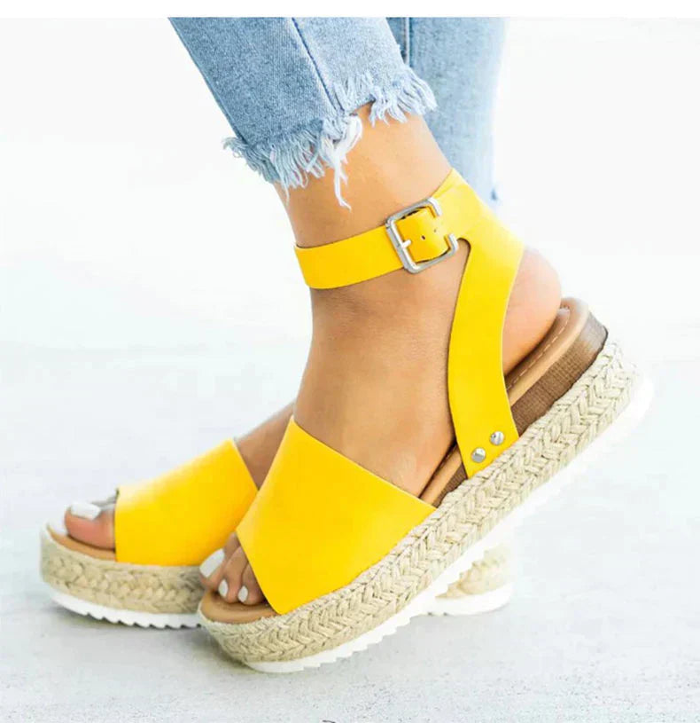Valenzora | Trendige Sandalen für Frauenfüße