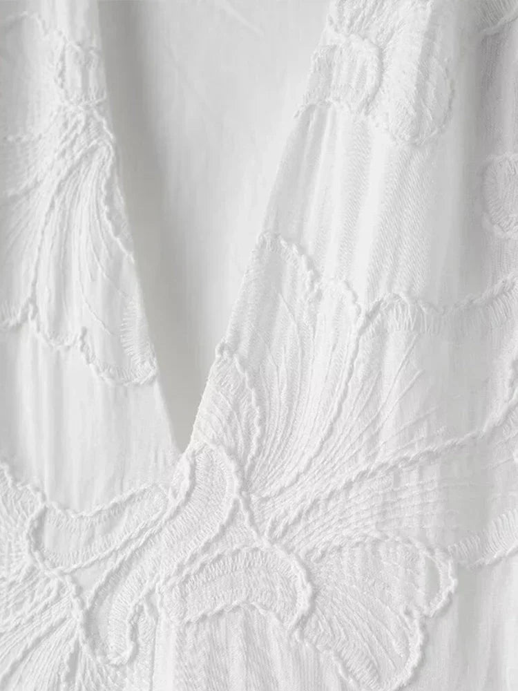 Valenzora | Kleid mit bestickten Puffärmeln für Damen