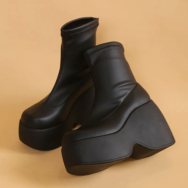 Valenzora | Gothic Chunky Platform Ankle Boots with Zipper