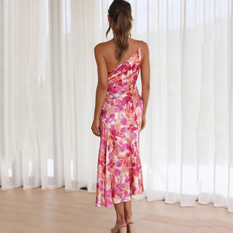 Sleeveless dress for women