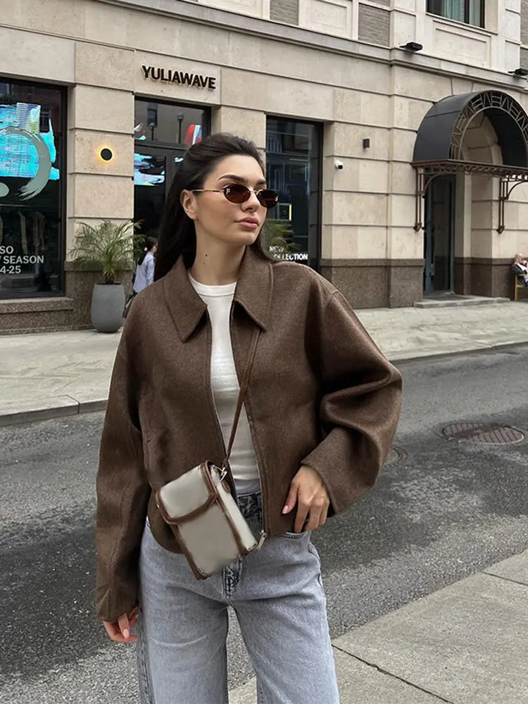 Valenzora | Braune Damen-Wolljacke mit elegantem Kragen