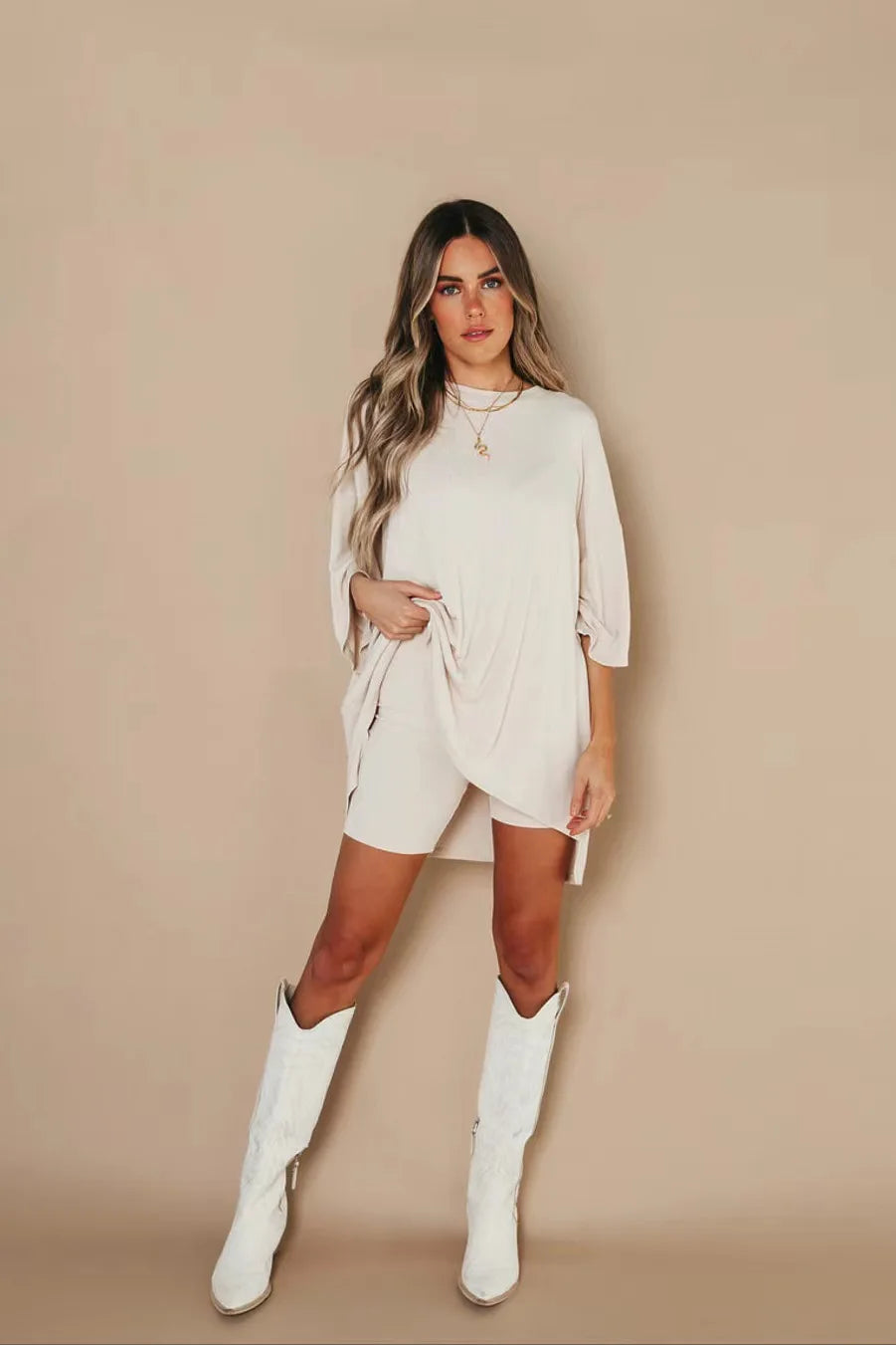 Valenzora | Women's Lounge Set with Oversized T-shirt and Biker Shorts