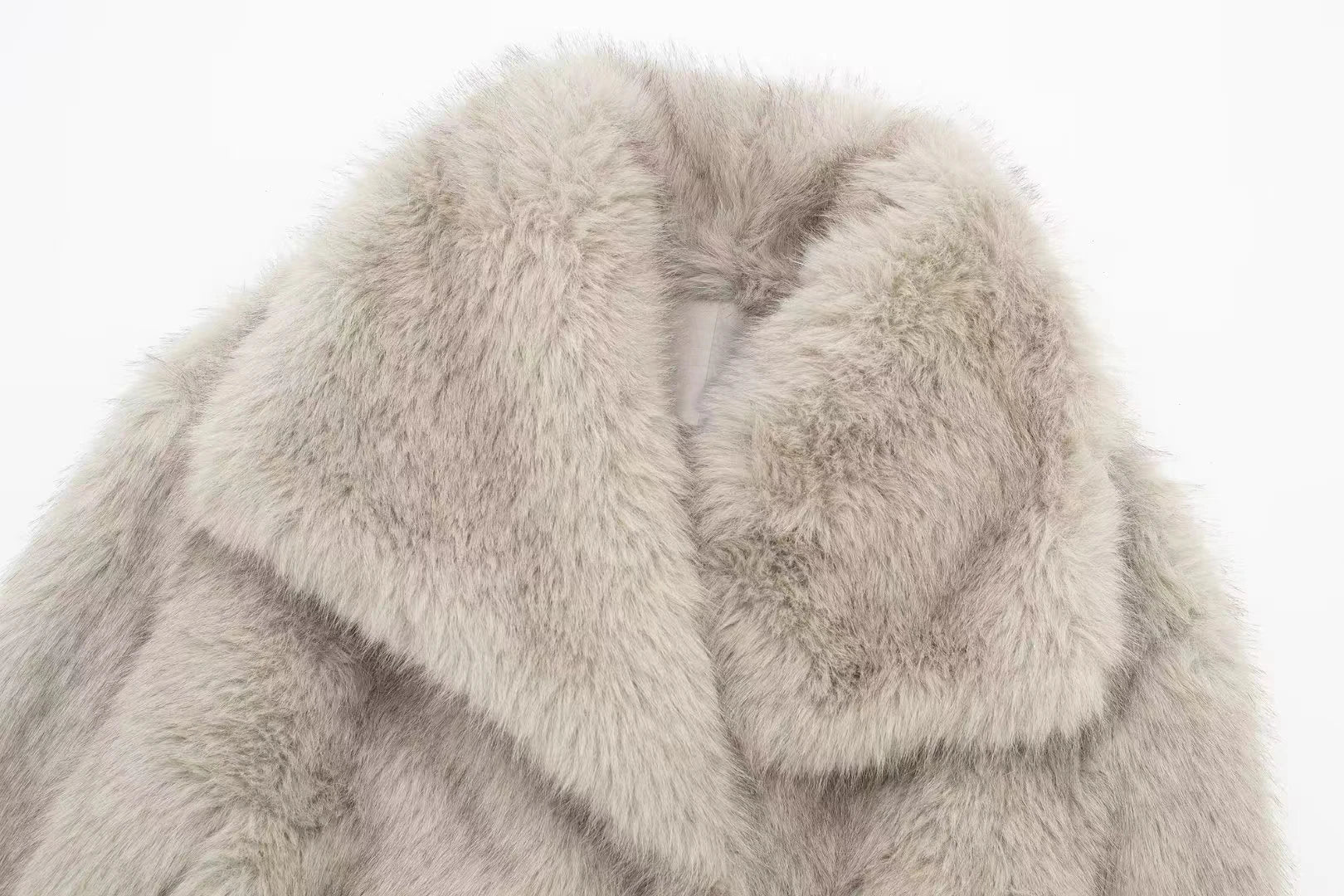 Valenzora | Warm fur jacket for women in a stylish design