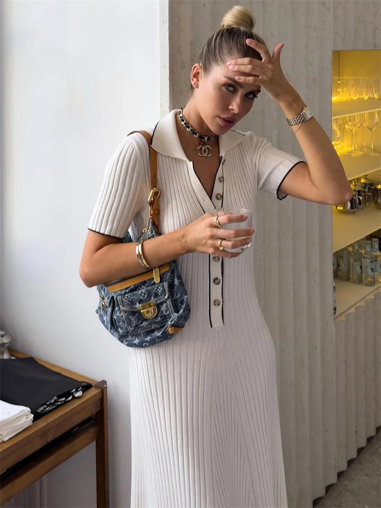 Valenzora | Maxikleid aus Patchwork-Strick mit Revers