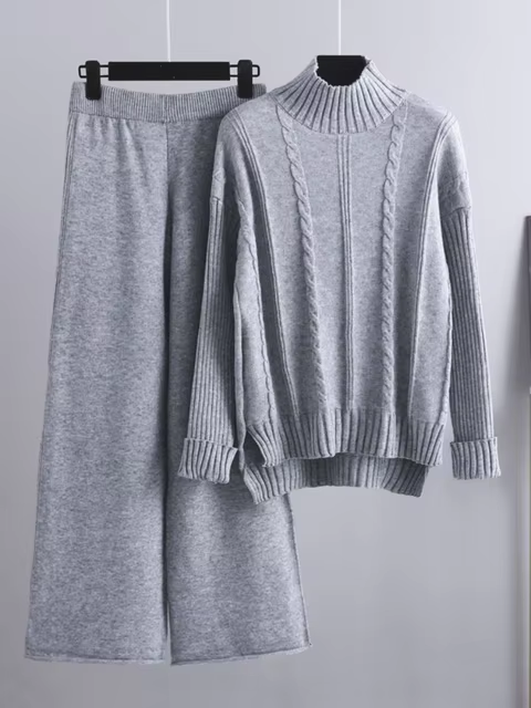 Valenzora | Modern, elegant knit two-piece set