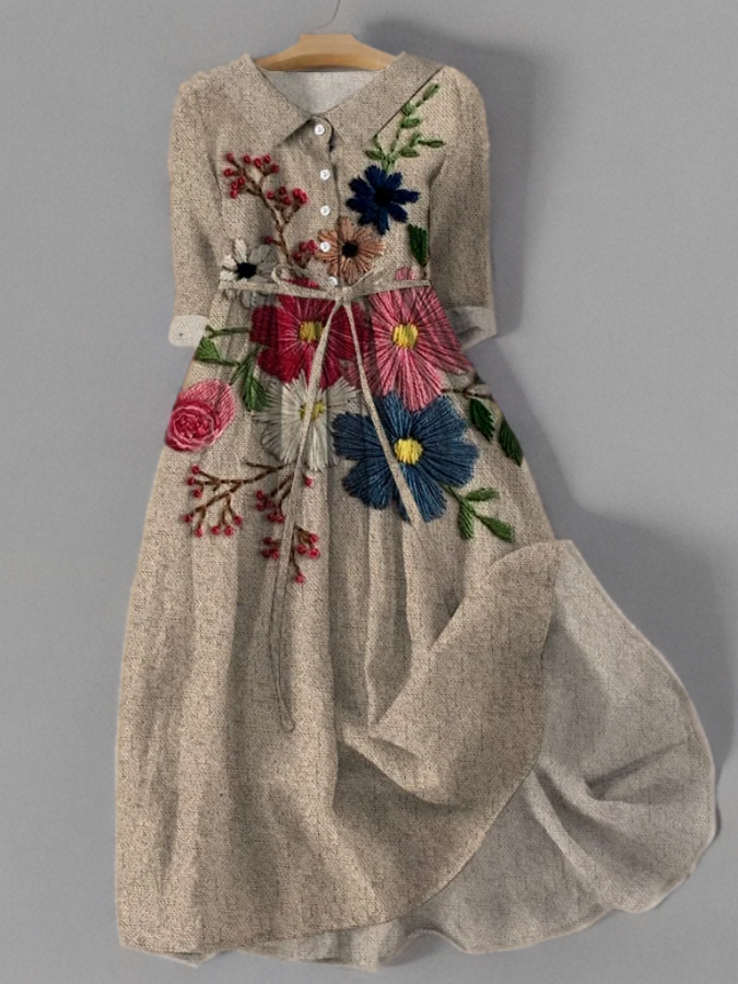 Valenzora | Vintage dress with pockets made of botanical lace